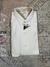 Load image into Gallery viewer, True Vintage Deadstock BVD Snap Tab Dress Shirt (15)