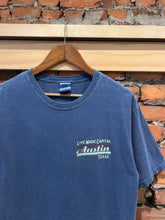 Load image into Gallery viewer, 2000s Austin Texas Tee (M/L)