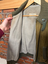 Load image into Gallery viewer, Vintage 1950s Suede DuPont Quilon Jacket (M)