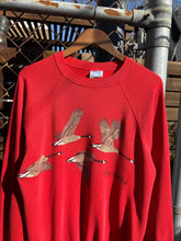Load image into Gallery viewer, Vintage Late 80s Fly Wild Geese Crewneck (M)