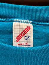 Load image into Gallery viewer, Vintage 90s Bear Country Yellowstone Park Crewneck (M)