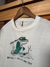 Load image into Gallery viewer, Vintage 70s Frog Don’t Touch My Fly Baby Tee (WS)