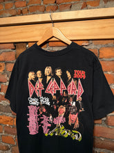Load image into Gallery viewer, 2009 Def Leppard Cheap Trick and Poison Concert Shirt (L)