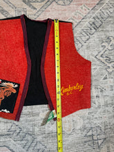 Load image into Gallery viewer, True Vintage Kimberly Canada Pennant Vest (Youth)