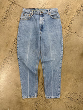Load image into Gallery viewer, Vintage 1994 Levi’s 551 Jeans(30x28)