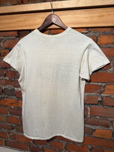 Load image into Gallery viewer, Vintage 70s Distressed Philadelphia Flyers T-Shirt (S)