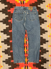 Load image into Gallery viewer, Vintage 2000s Wrangler Jeans 32x30)