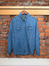 Load image into Gallery viewer, Vintage Harley Davidson Denim Shirt (WXL)