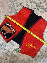 Load image into Gallery viewer, True Vintage Kimberly Canada Pennant Vest (Youth)