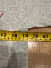 Load image into Gallery viewer, Vintage 90s Sea Shell Tee (M)