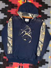 Load image into Gallery viewer, 2000s Legendary Whitetails Camo Hoodie (M)