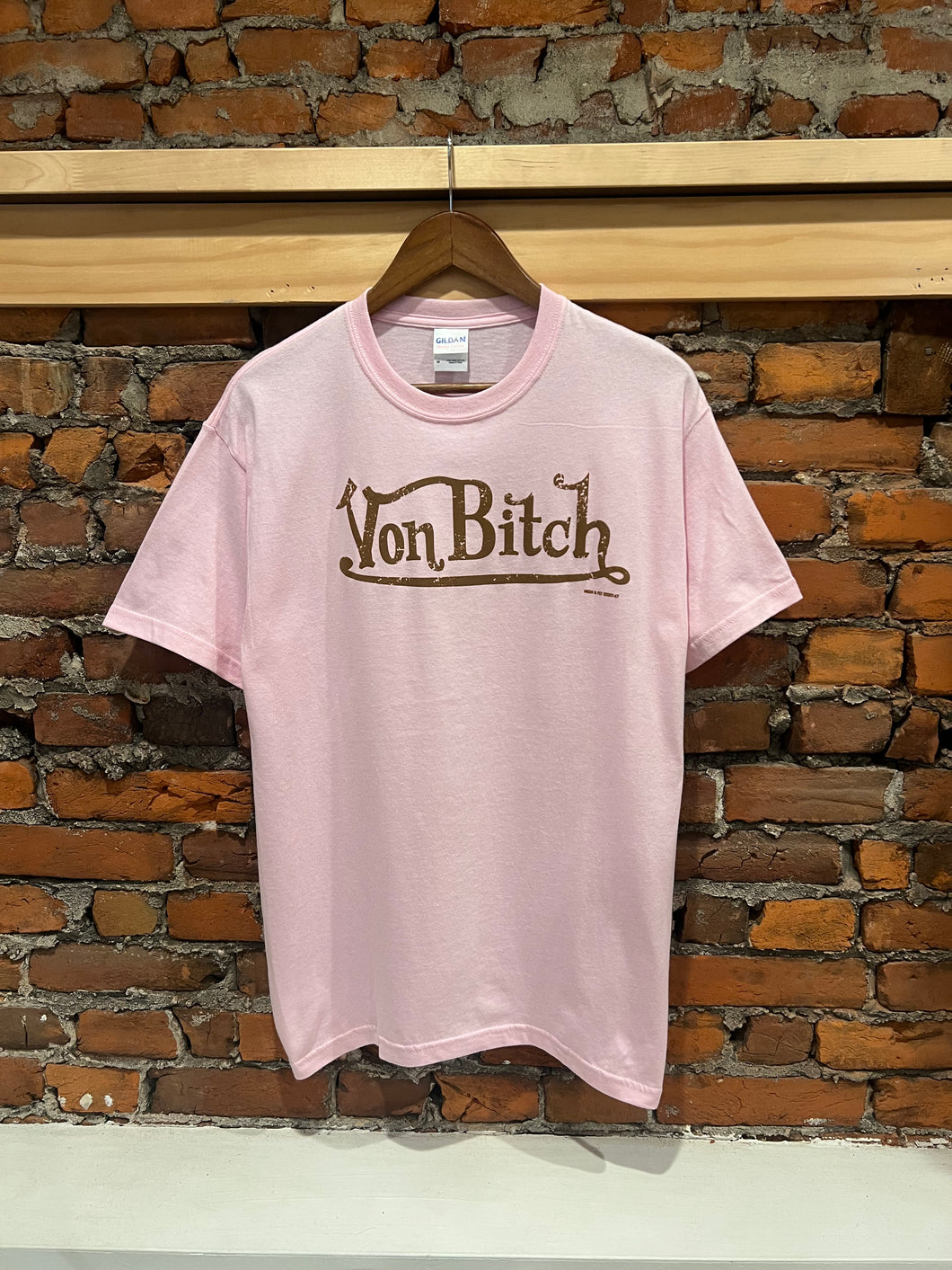 Y2K Von Bitch Pink Parody Shirt (M)