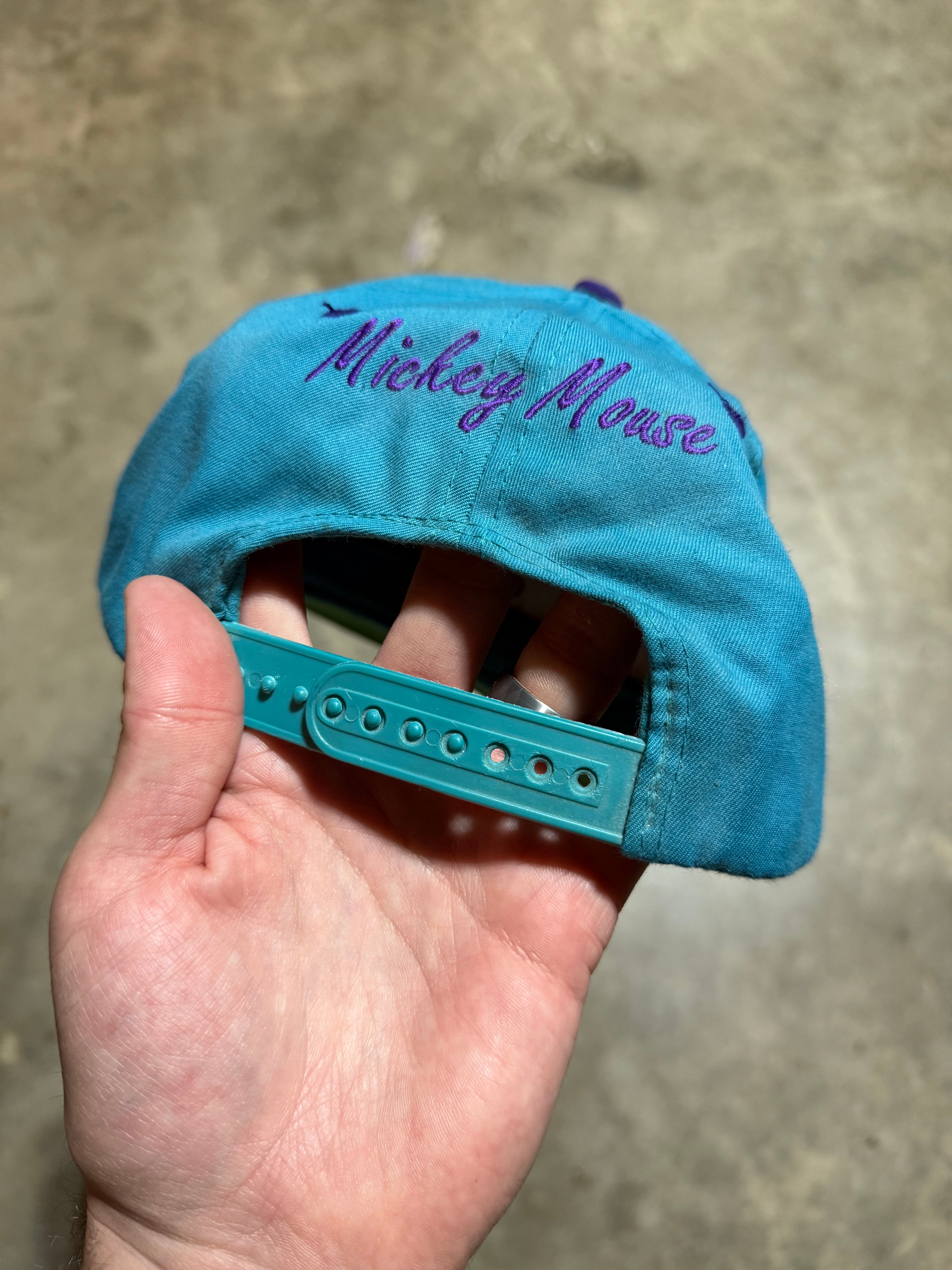 Vintage 90s Mickey Mouse Hat