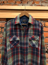 Load image into Gallery viewer, Vintage Country Touch Flannel Shirt (M)
