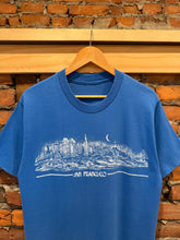 Load image into Gallery viewer, Vintage 90s San Francisco Skyline Shirt (L)
