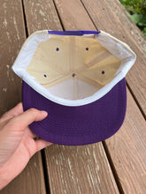 Load image into Gallery viewer, Lot of 3 Vintage Farming Hats
