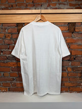 Load image into Gallery viewer, Vintage In Sight Art Tee (XL)
