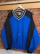 Load image into Gallery viewer, Vintage 90s Nike Blue Pullover (L)
