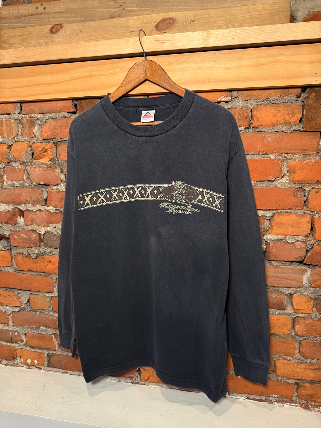 Vintage Hawaiian Legends Longsleeve Surf Shirt (L)