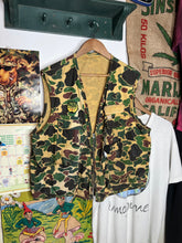 Load image into Gallery viewer, Vintage SafTBak Camo Vest (XL)
