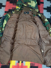 Load image into Gallery viewer, Vintage 70s Redhead Camo Jacket (L)
