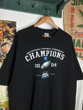 Load image into Gallery viewer, Vintage 2004 Philadelphia Eagles T Shirt (3XL)
