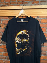 Load image into Gallery viewer, Y2K Skull T-Shirt (2XL)
