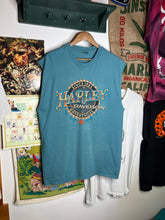 Load image into Gallery viewer, Vintage 1999 Classic Harley Davidson Blue Cutoff (XL)
