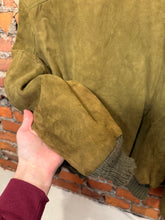 Load image into Gallery viewer, Vintage 1950s Suede DuPont Quilon Jacket (M)
