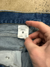 Load image into Gallery viewer, Vintage Carhartt Jeans (30x31)
