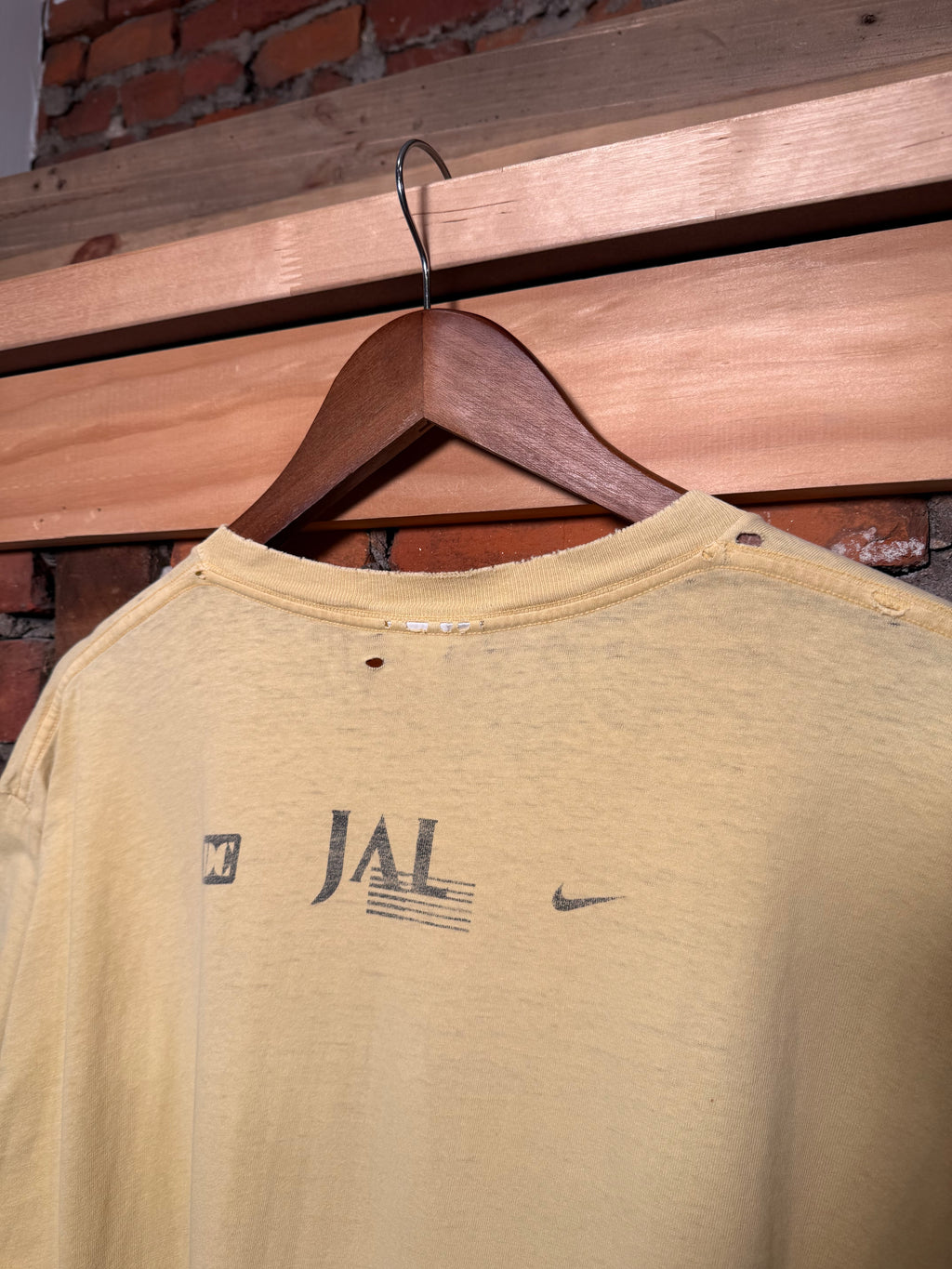 Vintage 90s Distressed Nike Hawaii Marathon T-Shirt (L)