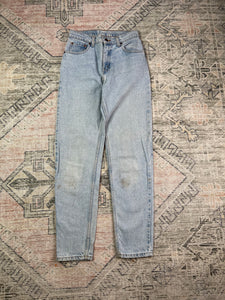 Vintage 90s Levi’s Lightwash 550 Jeans (Womens 28x31.5)