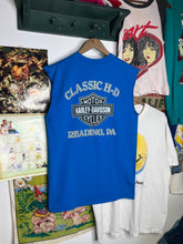 Load image into Gallery viewer, Vintage 1999 Classic Harley Davidson Blue Cutoff Tee (L)
