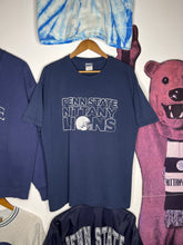 Load image into Gallery viewer, 2000s Penn State Football Helmet Tee (L)
