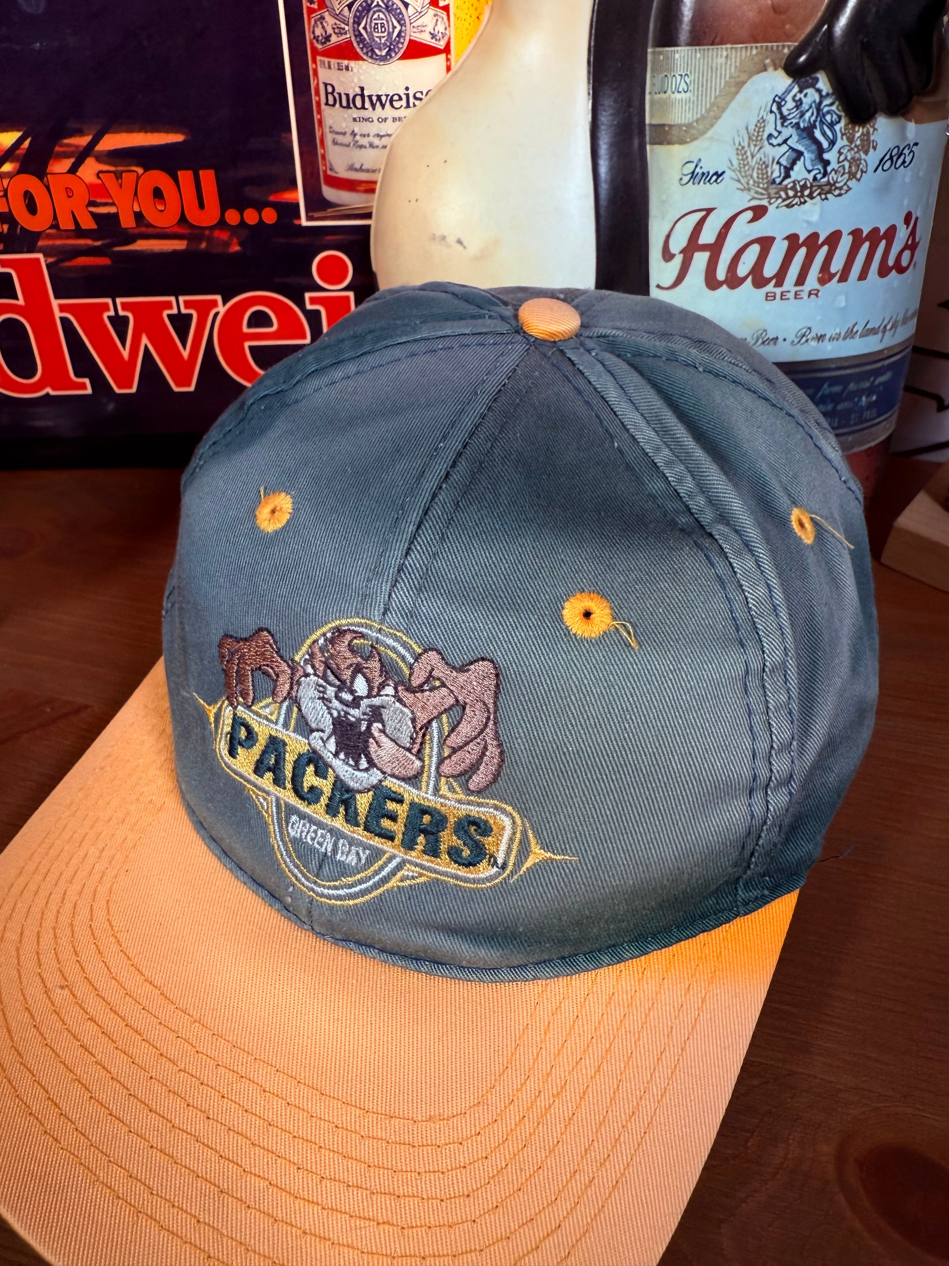 Vintage 90s Packers Taz Faded Snapback Hat