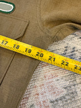 Load image into Gallery viewer, Vintage Military Airborne Shirt (M)
