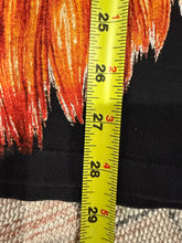 Load image into Gallery viewer, Vintage 90s Lion Big Print Tee (L)
