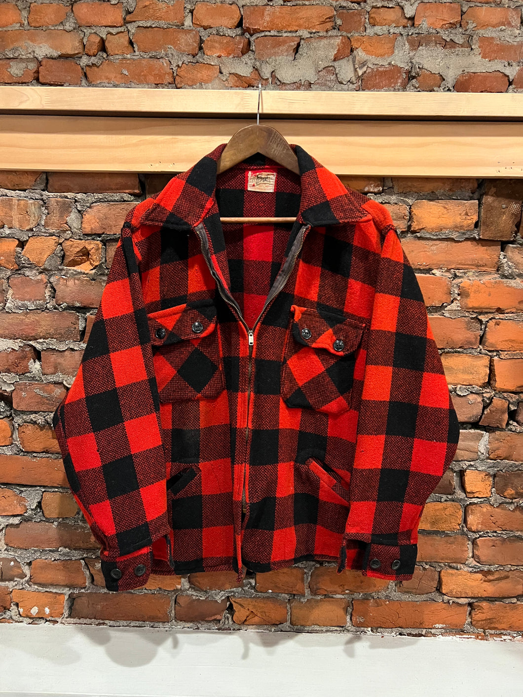 True Vintage Zip Up Flannel Jacket (L)