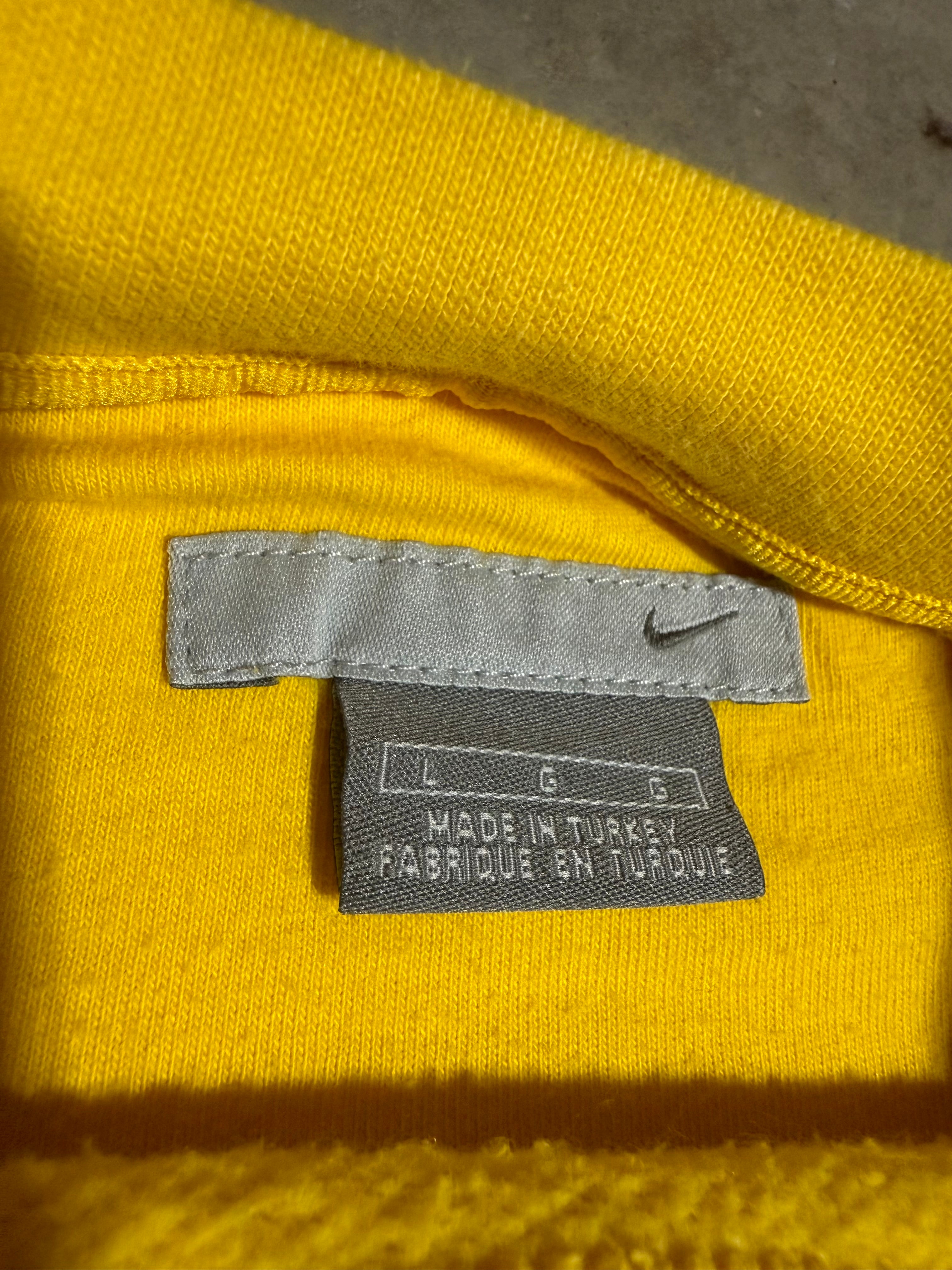 Vintage Y2K Yellow Nike Crewneck (L)