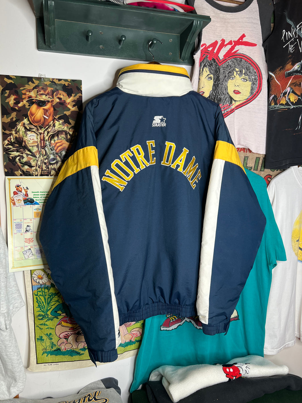 Vintage 90s Starter Notre Dame Puffer Jacket (L)