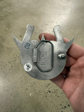 Load image into Gallery viewer, 2004 Star Horse Shoe Belt Buckle

