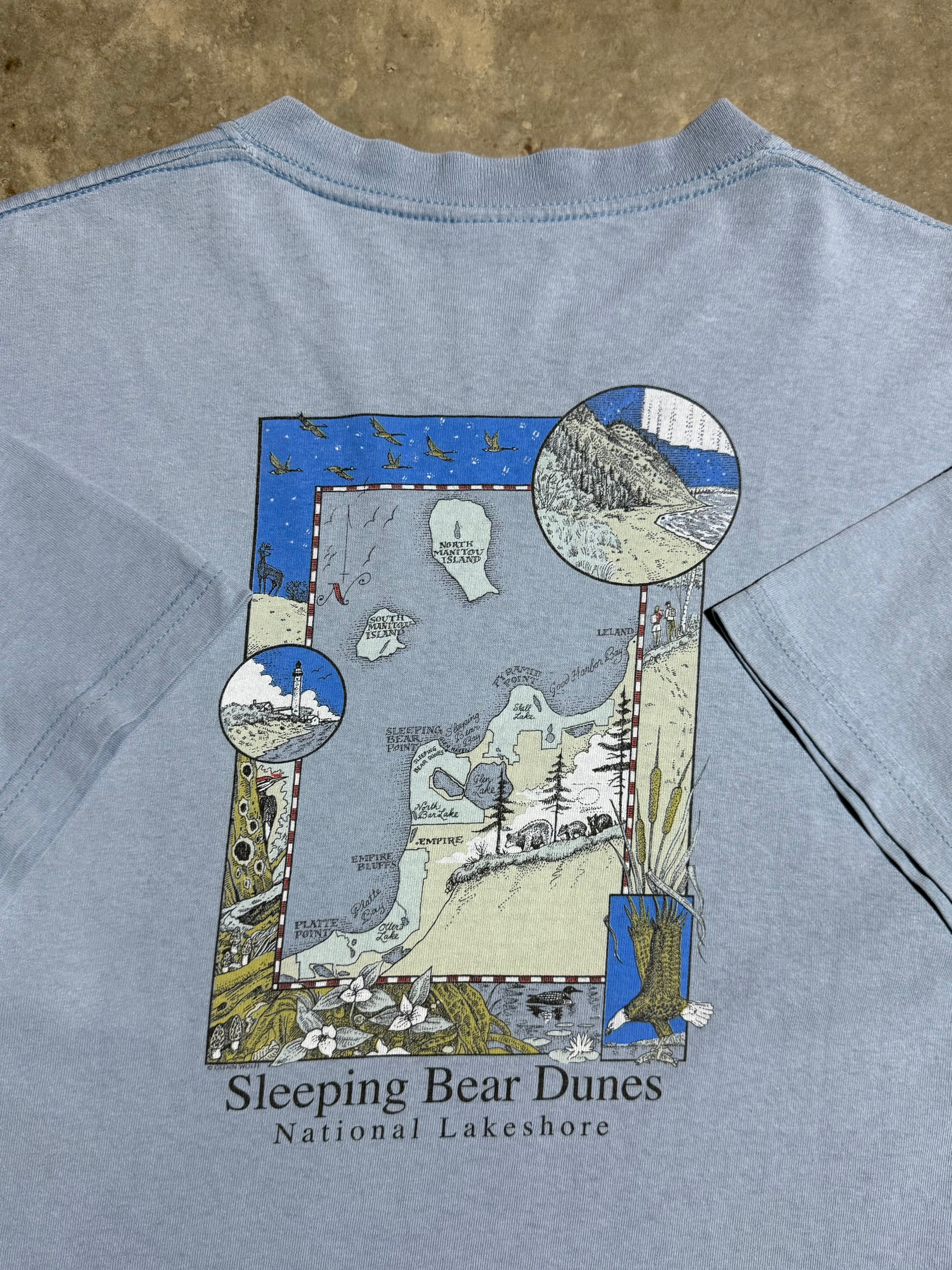 Vintage Sleeping Bear Dunes National Sea Shore T-Shirt (L)
