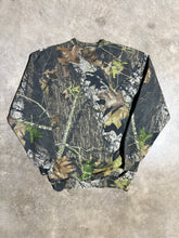 Load image into Gallery viewer, Vintage Mossy Oak Camo Crewneck (M)
