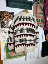 Load image into Gallery viewer, Vintage 100% Wool Heavyweight Knit Sweater (L)
