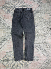 Load image into Gallery viewer, Vintage Levi’s Silvertab Stonewashed Jeans (29x30.5)
