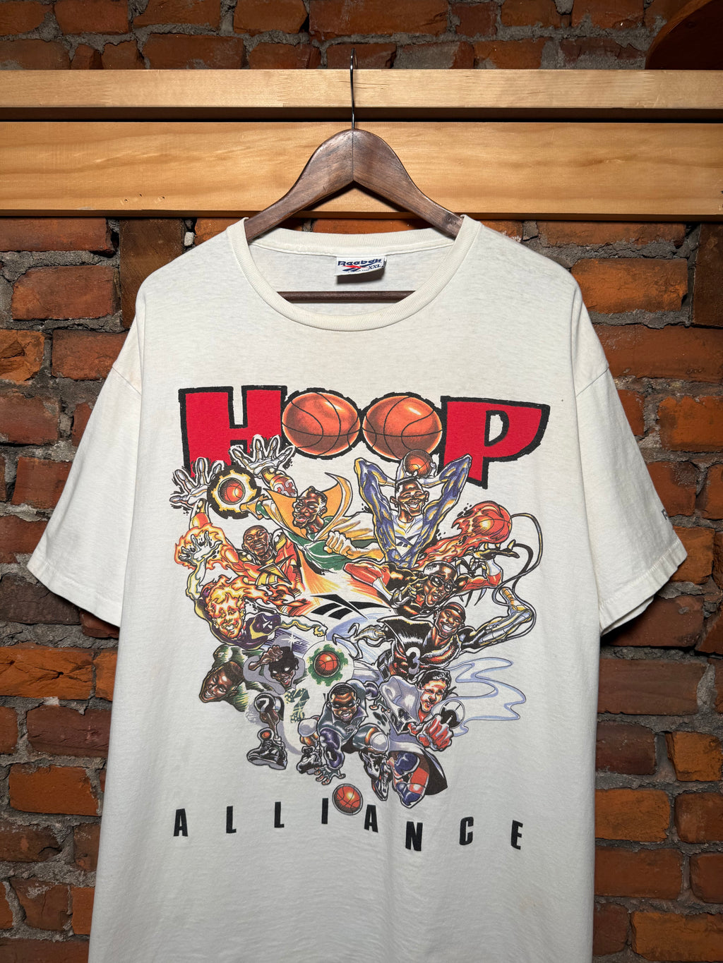 Vintage 90s Distressed Hoop Alliance Reebok T-Shirt (2XL)