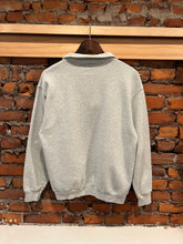 Load image into Gallery viewer, Vintage Ireland Pullover Sweatshirt (WM)
