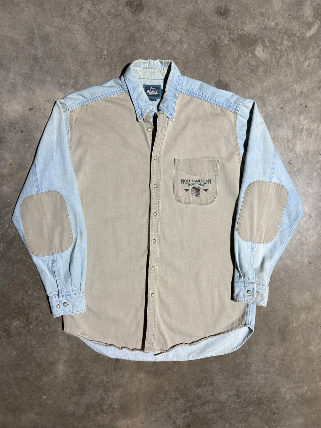 Vintage Woolrich Sportsman Denim Buttondown Shirt (L)