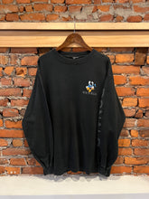 Load image into Gallery viewer, Vintage 90s Donald Duck Longsleeve Shirt (XL)
