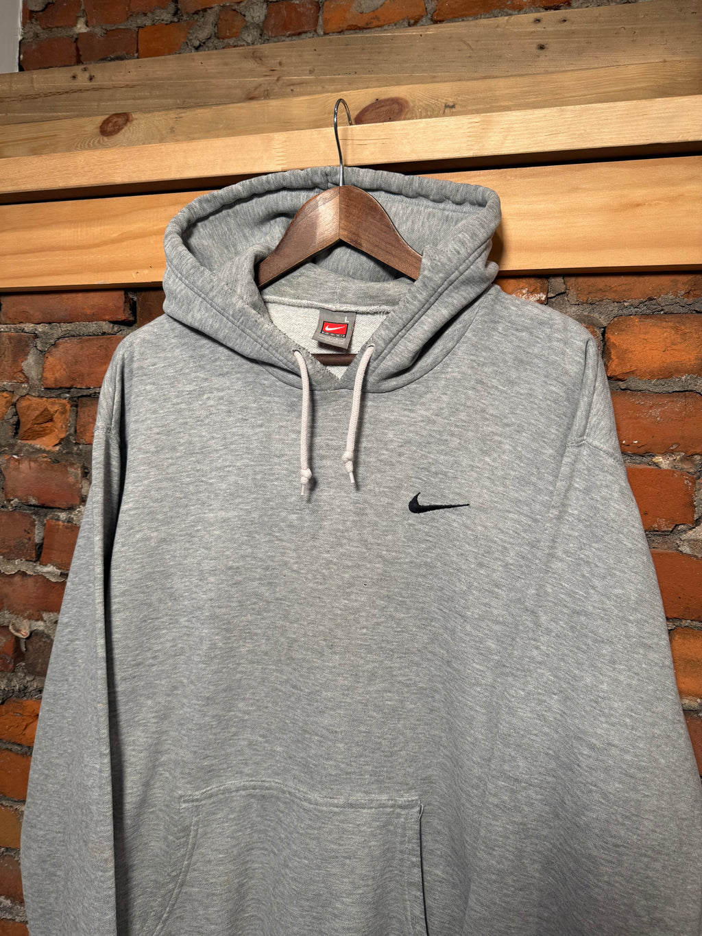 Vintage Early 2000s Nike Grey Hoodie (L)